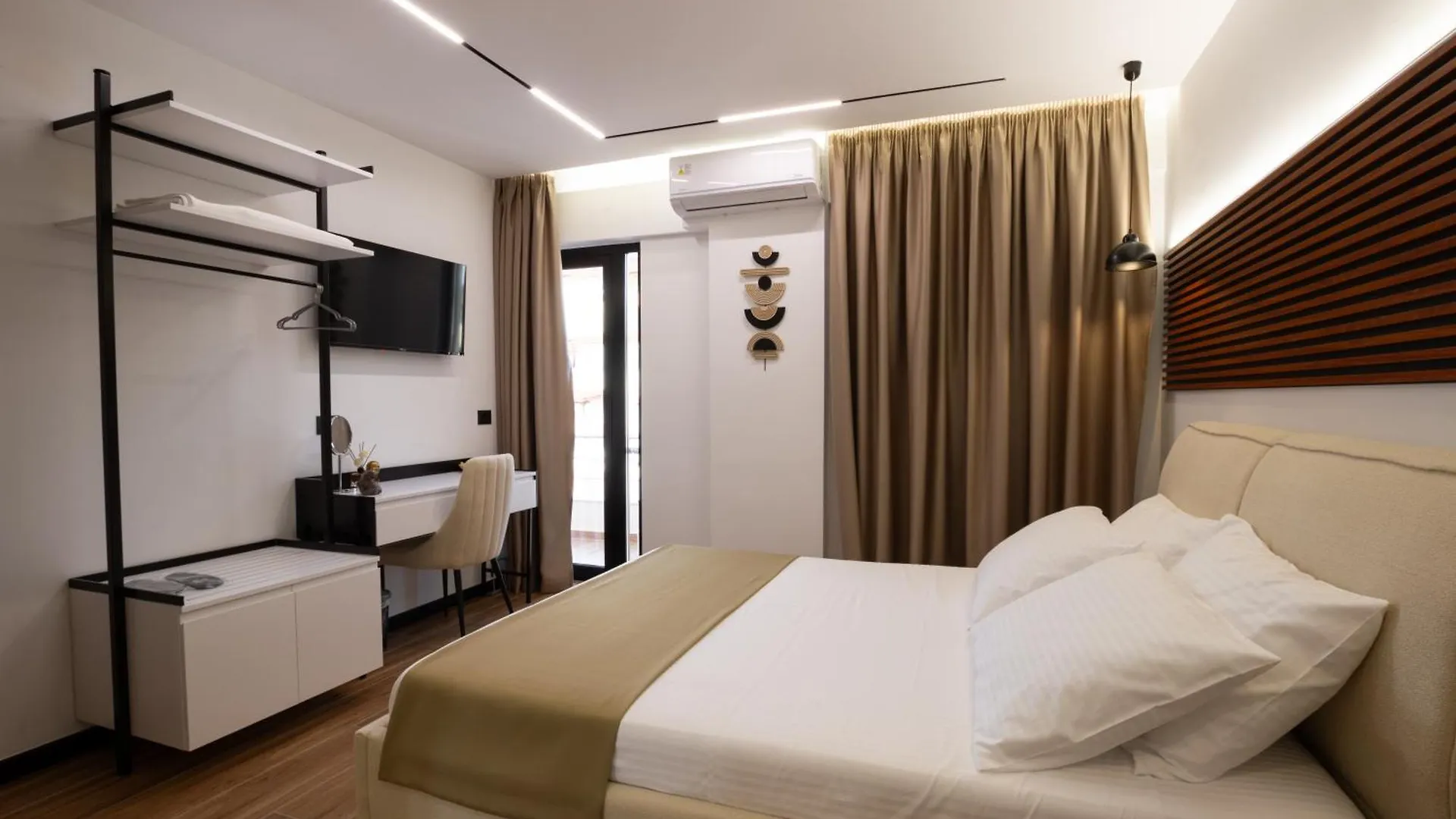 Hotel Silis Suite Sarandë Albania