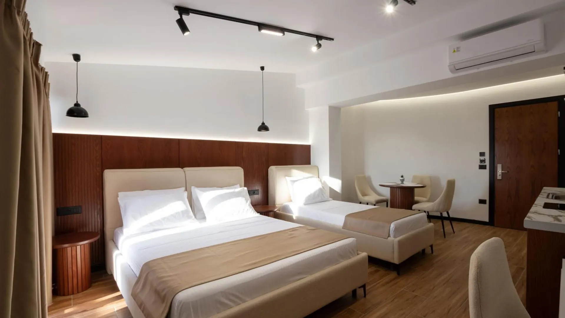 Hotel Silis Suite Sarandë Albania