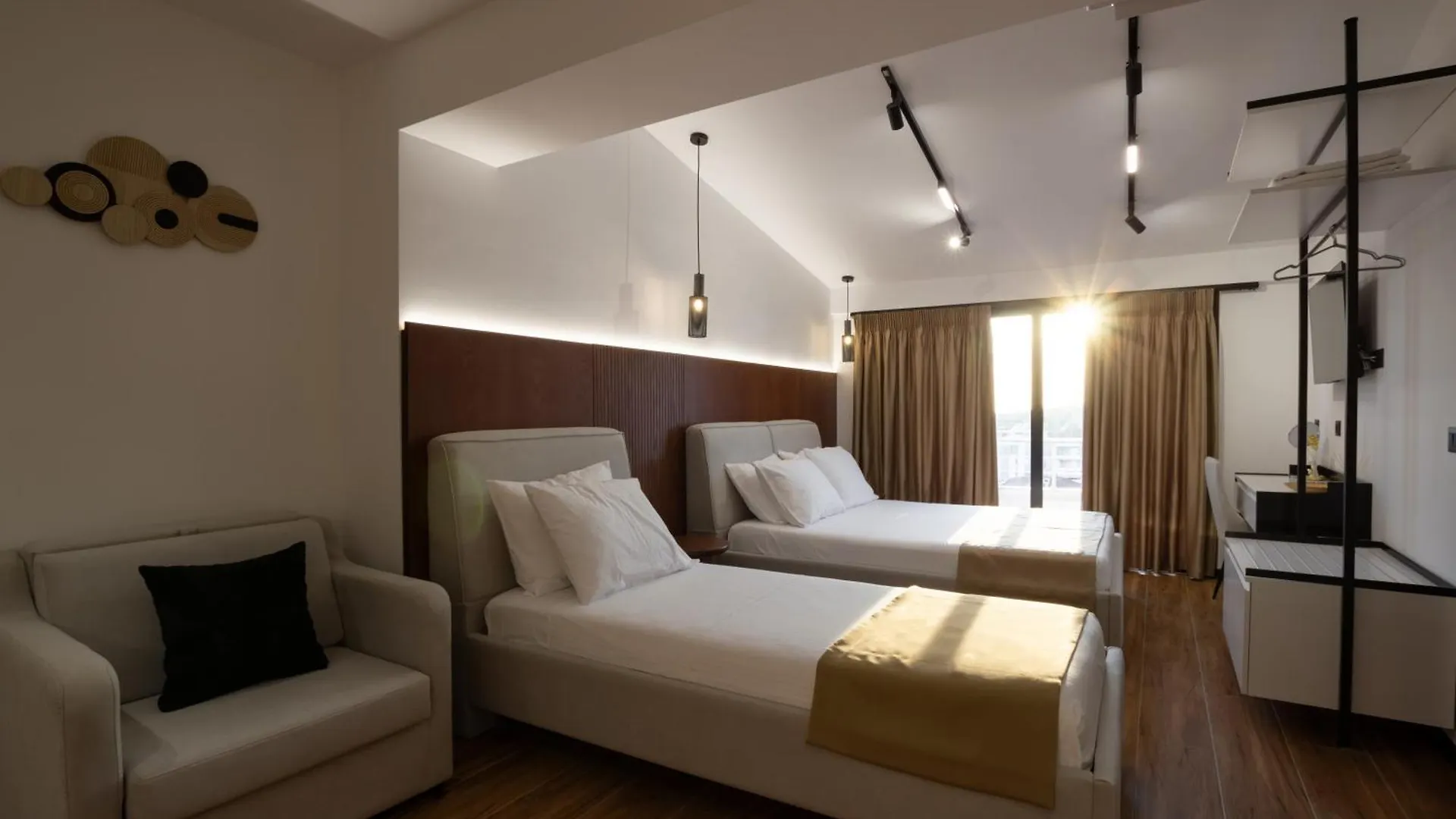 Silis Suite Sarandë 0*,